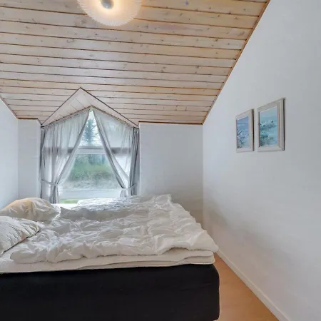 Holiday home Hariet - 600m From The Sea In Nw Jutland By Interhome *