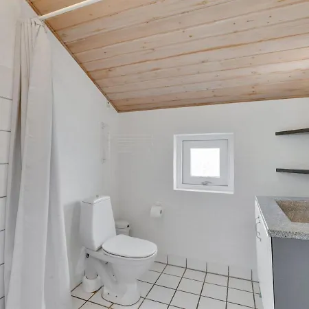 Holiday home Hariet - 600m From The Sea In Nw Jutland By Interhome *