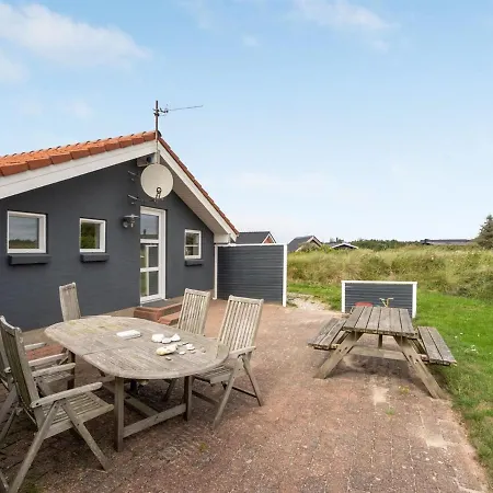Holiday home Hariet - 600m From The Sea In Nw Jutland By Interhome